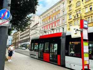 Pronájem bytu 3+1, Praha - Nové Město, Karlovo náměstí, 79 m2