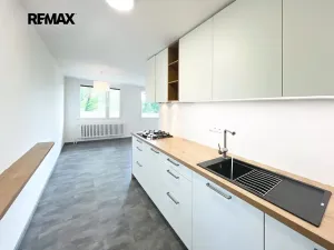 Pronájem bytu 3+kk, Praha - Motol, Weberova, 80 m2