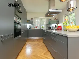 Pronájem rodinného domu, Praha - Nebušice, Na Malé Šárce, 302 m2