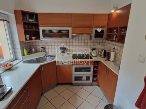 Pronájem bytu 2+kk, Pardubice, V Ráji, 50 m2