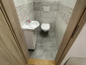 Pronájem bytu 2+1, Praha, Bořivojova, 7042 m2