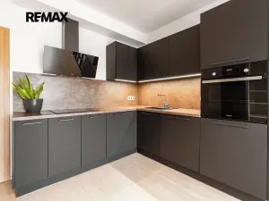 Prodej bytu 2+kk, Hostivice, Pšeničná, 53 m2
