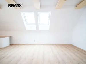 Prodej bytu 4+1, Černilov, 130 m2