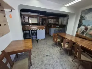Pronájem restaurace, Cheb, Smetanova, 185 m2