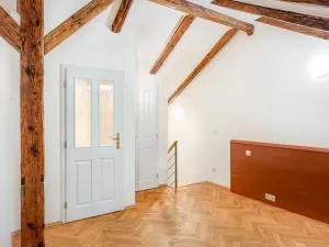 Prodej bytu 2+kk, Praha - Smíchov, Plzeňská, 63 m2