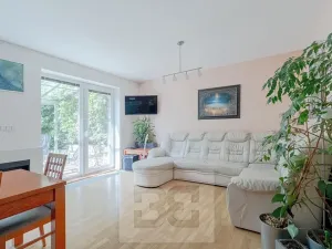 Pronájem rodinného domu, Praha - Kbely, Pod Nouzovem, 148 m2