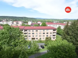 Pronájem bytu 2+1, Karlovy Vary, Dvořákova, 67 m2