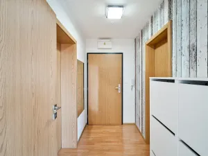 Pronájem bytu 2+kk, Hostivice, Ječná, 50 m2