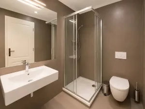 Pronájem bytu 2+kk, Praha - Karlín, Sokolovská, 84 m2