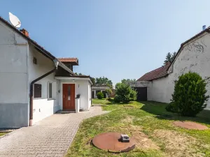 Prodej rodinného domu, Tři Dvory, 95 m2