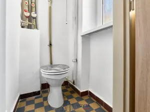 Prodej bytu 2+1, Karlovy Vary, Zbrojnická, 61 m2