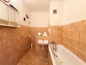 Prodej bytu 2+1, Liberec, Matoušova, 58 m2
