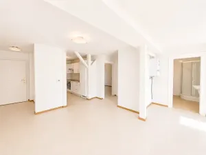 Pronájem bytu 2+kk, Praha - Holešovice, Komunardů, 86 m2
