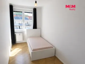 Pronájem bytu 3+1, Ústí nad Labem - Ústí nad Labem-centrum, Velká Hradební, 78 m2