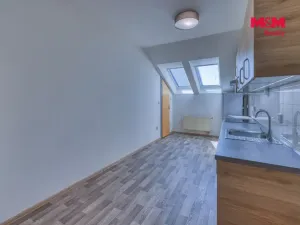 Prodej bytu 2+1, Písek, Krokova, 69 m2