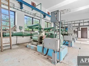 Prodej komerční nemovitosti, Hluk, 192 m2