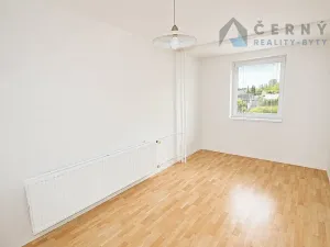 Pronájem bytu 2+kk, Liberec, Dobiášova, 36 m2