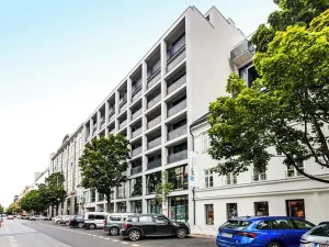 Pronájem bytu 1+kk, Praha - Karlín, Pernerova, 30 m2