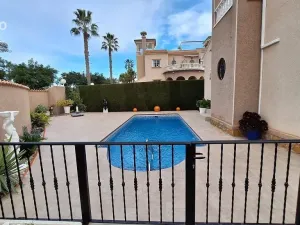 Prodej rodinného domu, Guardamar del Segura, Alicante, Španělsko, 92 m2