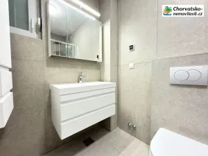Prodej bytu 3+kk, Novalja, Chorvatsko, 68 m2