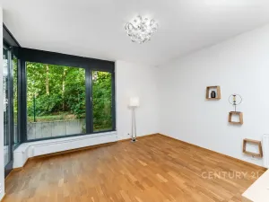 Pronájem bytu 4+kk, Praha - Prosek, Žitenická, 99 m2