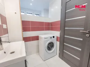 Pronájem bytu 1+kk, Kladno - Švermov, Svojsíkova, 45 m2