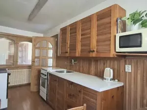 Prodej rodinného domu, Ivaň, 350 m2