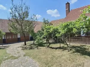 Prodej rodinného domu, Ivaň, 350 m2