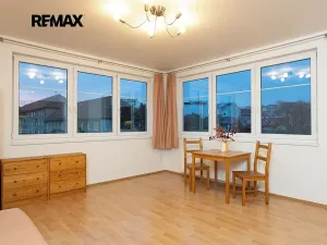 Pronájem bytu 1+kk, Praha - Libeň, Braunerova, 30 m2