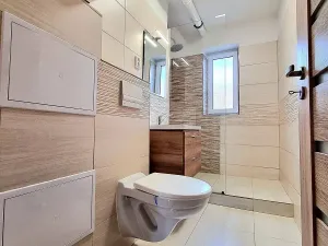 Prodej bytu 3+1, Hrobčice, 64 m2