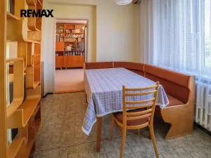 Prodej bytu 3+1, Valtice, Lázeňská, 67 m2