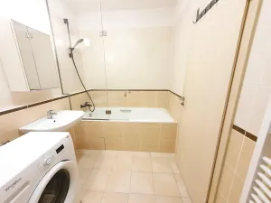 Pronájem bytu 1+kk, Praha - Hostivař, Athénská, 35 m2
