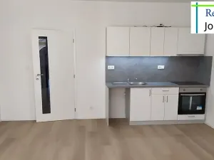 Pronájem bytu 1+kk, Jablonec nad Nisou, Jungmannova, 35 m2