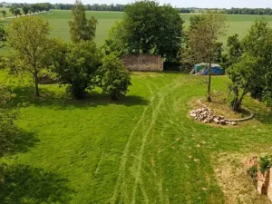 Prodej pozemku, Chorušice, 850 m2
