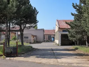 Prodej výrobních prostor, Kadaň, 11945 m2