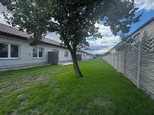 Pronájem bytu 2+kk, Plaňany, 67 m2