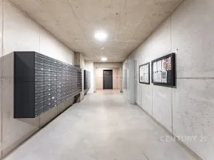 Prodej bytu 2+kk, Praha - Vysočany, Kolbenova, 72 m2