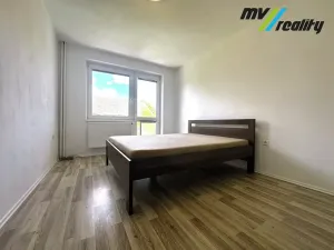 Pronájem bytu 3+1, Senice, Hlavní, 64 m2
