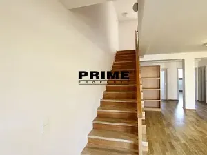 Pronájem bytu 4+1, Praha - Smíchov, Štefánikova, 147 m2