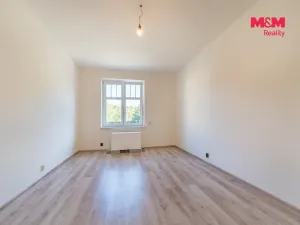 Prodej bytu 1+1, Karlovy Vary - Drahovice, Mattoniho nábřeží, 48 m2