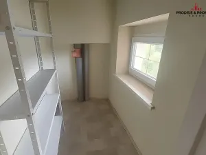 Prodej vily, Praha - Suchdol, 243 m2