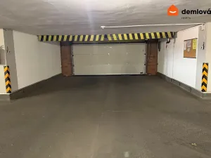 Prodej garážového stání, Ostrava, Poděbradova, 13 m2