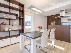 Pronájem bytu 3+kk, České Budějovice, Staroměstská, 99 m2