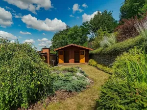 Prodej rodinného domu, Benátky, 241 m2