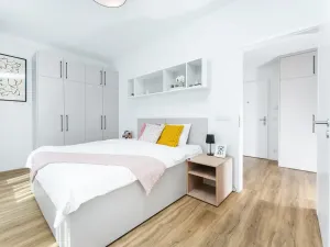 Pronájem bytu 2+kk, Praha - Vysočany, Odkolkova, 49 m2
