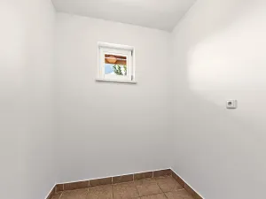 Prodej rodinného domu, Zvole, Přední, 230 m2