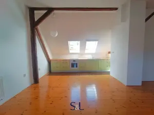 Pronájem bytu 1+kk, Liberec, Klostermannova, 75 m2