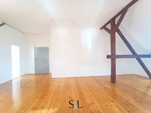 Pronájem bytu 1+kk, Liberec, Klostermannova, 75 m2