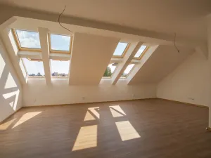 Pronájem činžovního domu, Říčany, 17. listopadu, 63 m2