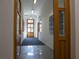 Pronájem činžovního domu, Říčany, 17. listopadu, 63 m2